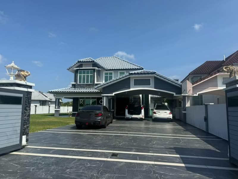 Bandar Putra Ioi gate C - 1