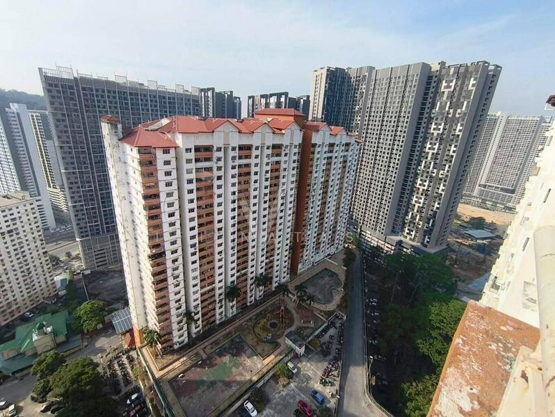 Flora Damansara Flat - 1