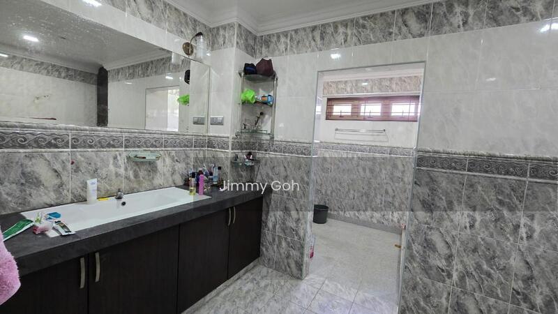 Semi-D house at Ampang - 2