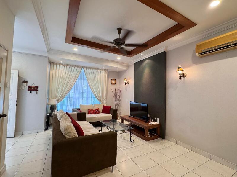 Taman Impian Emas @ Double Sty house - 5