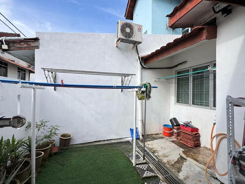 Taman Impian Emas @ Double Sty house - 4