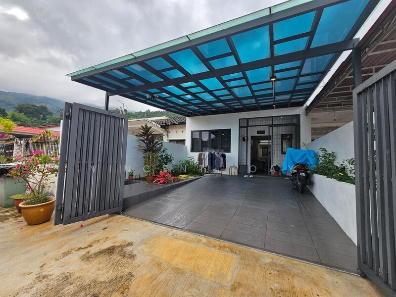 1.5 Storey Terrace @ Reservoir Garden, Ayer Itam - 1