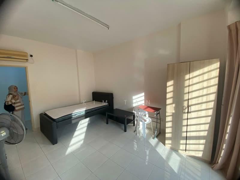 Regency Heights Condo - 3