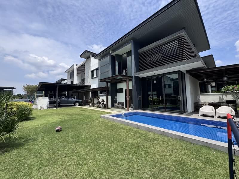 Denai Alam : Ficus Peak - 1