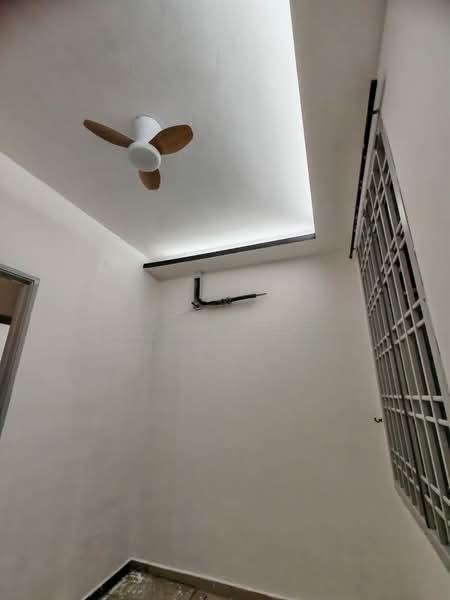 Lake View Suites - 5