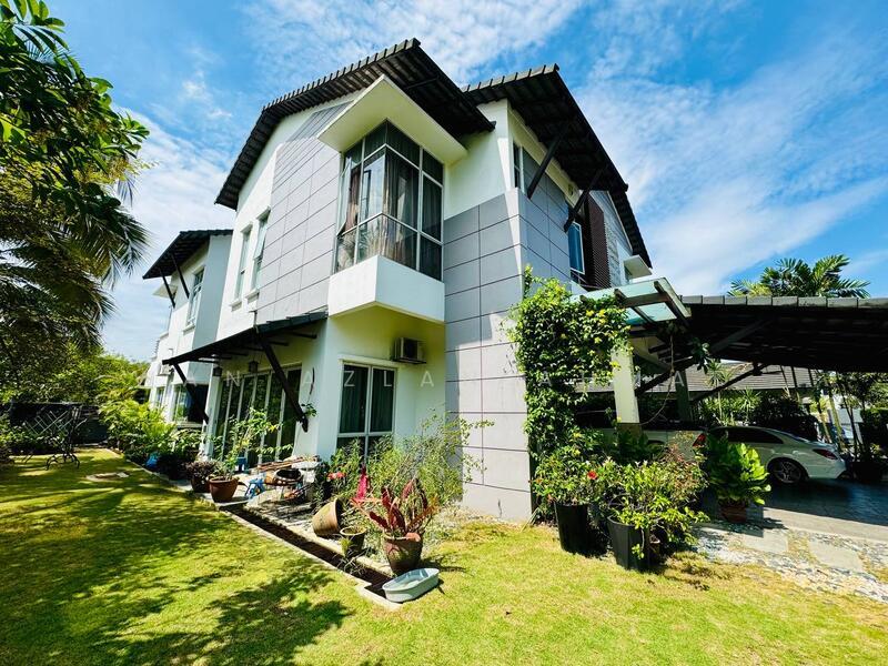 Laman Seri, Seksyen 13, Shah Alam - 1