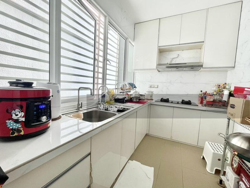 Central Park condominium - 2