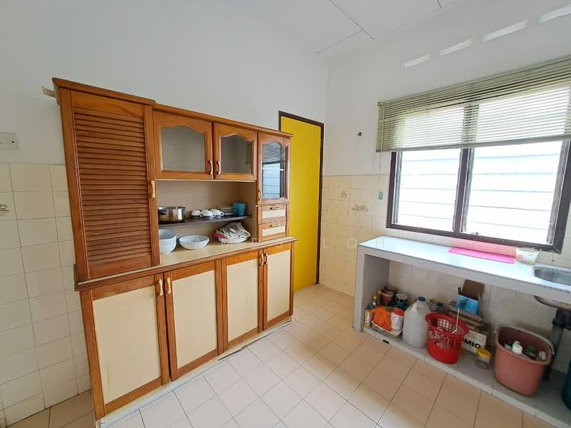 Subang Perdana Goodyear Court 3 - 5