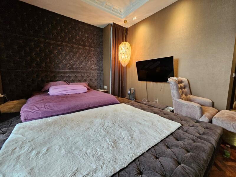 Quayside Seafront Resort Condominiums - 3