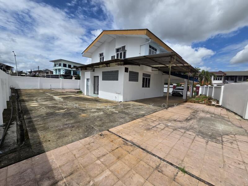 Double Storey Detached Bungalow @ Hui Sing - 3
