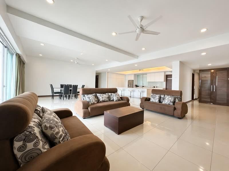 Infinity Beachfront Condominium - 3