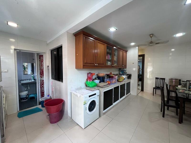 Bandar Sungai Long - 3