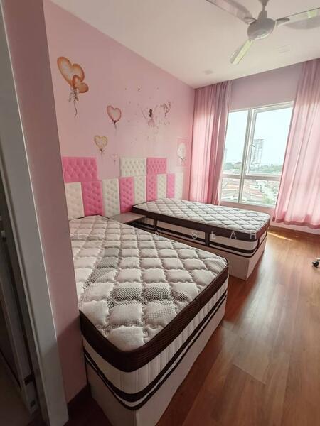 Central Park condominium - 3