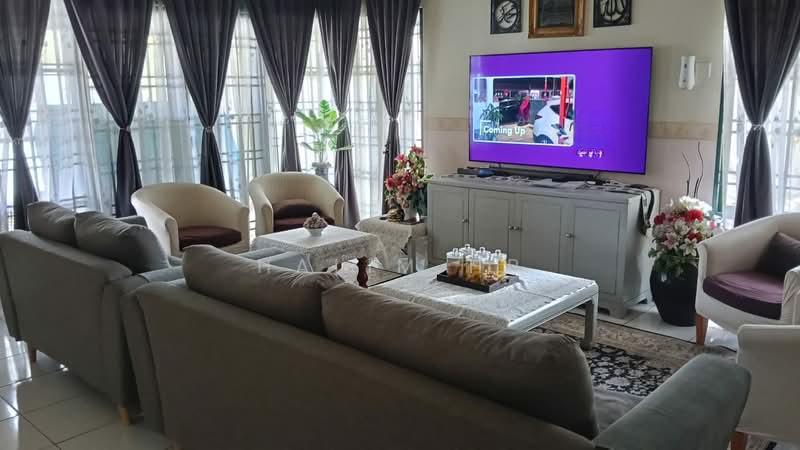 Bandar Tasik Kesuma - 3