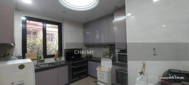 Bungalow at Bandar Kinrara - 4