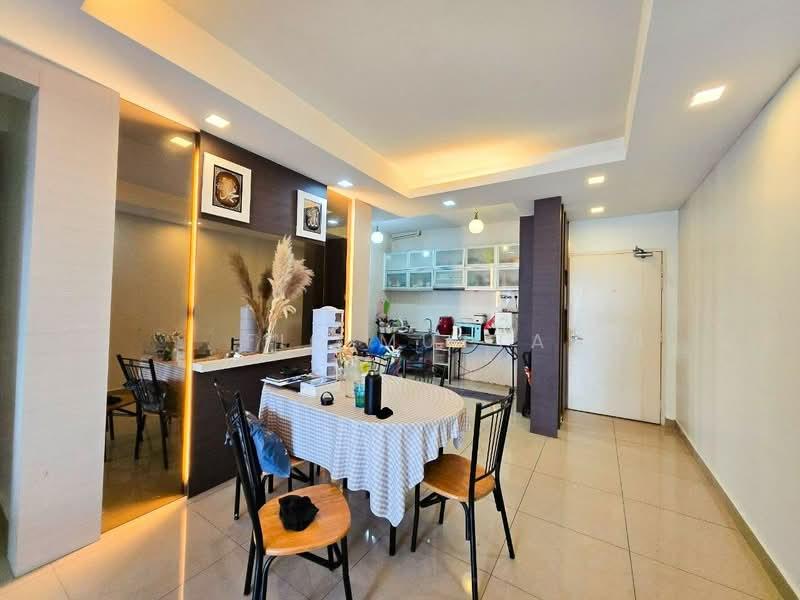 Connaught Avenue - 3