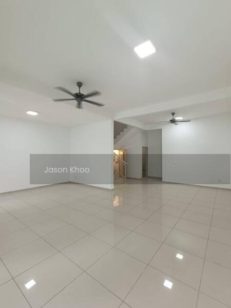 Taman Kempas Utama - 1