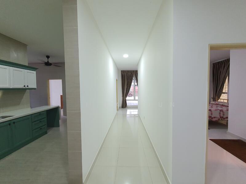 Bandar Tun Hussein Onn - 5