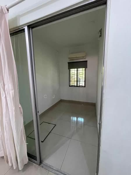 Terraced House at Kinrara Mas - 3
