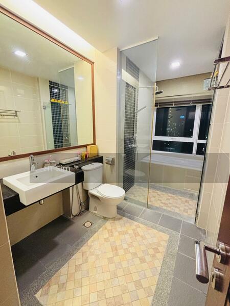 H Residence (One Ritz Residence / Kelawai View) - 2