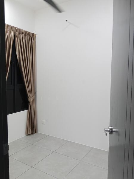 Aston Acacia - 4