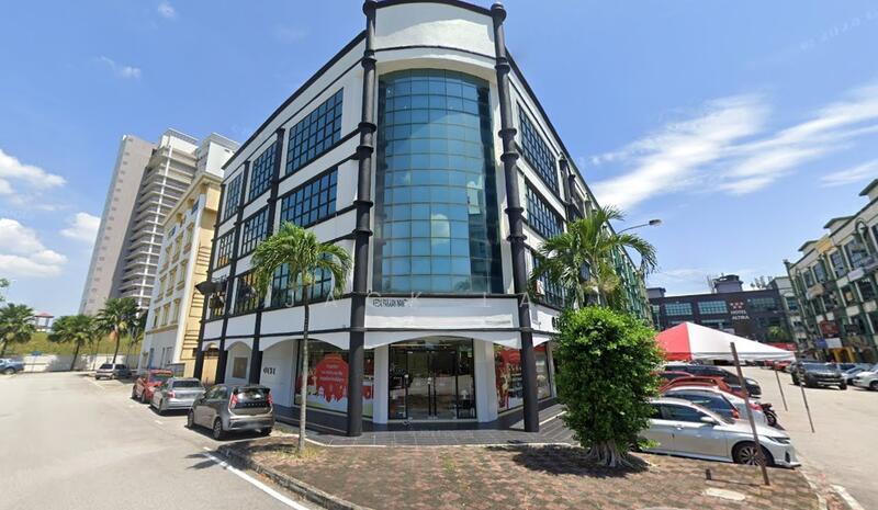 4 Storey Corner Shoplot @ Taman Serdang Perdana - 1