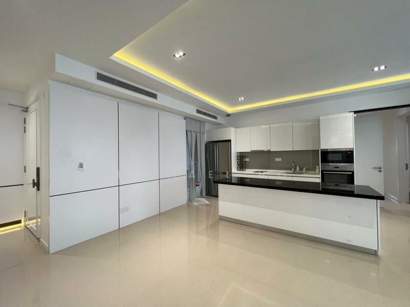 Pavilion Hilltop - 2