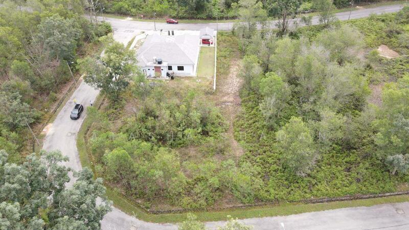 Ambang Suria (Taman Ambang Suria) - 1