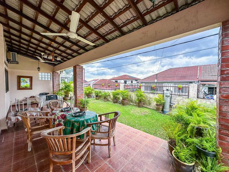 Petaling Jaya, Bukit Gasing, Section 5 - 5