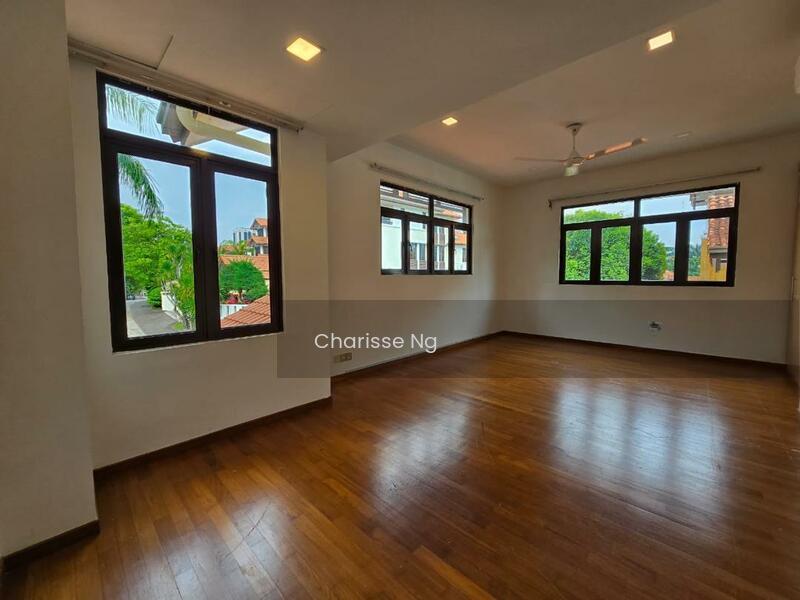 Impian Bukit Tunku - 5