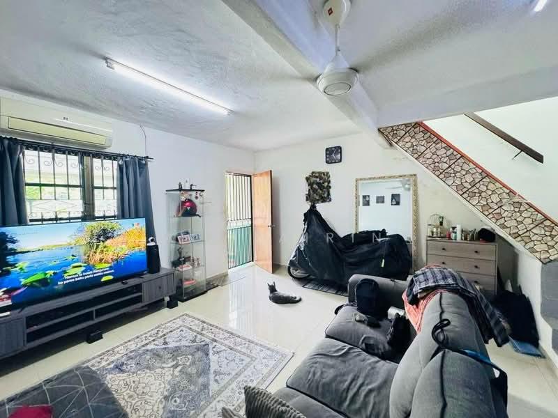 Taman Seri Ampang - 4