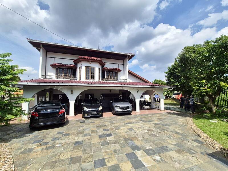 Bungalow Double Storey Seksyen 6 Petaling Jaya - 4