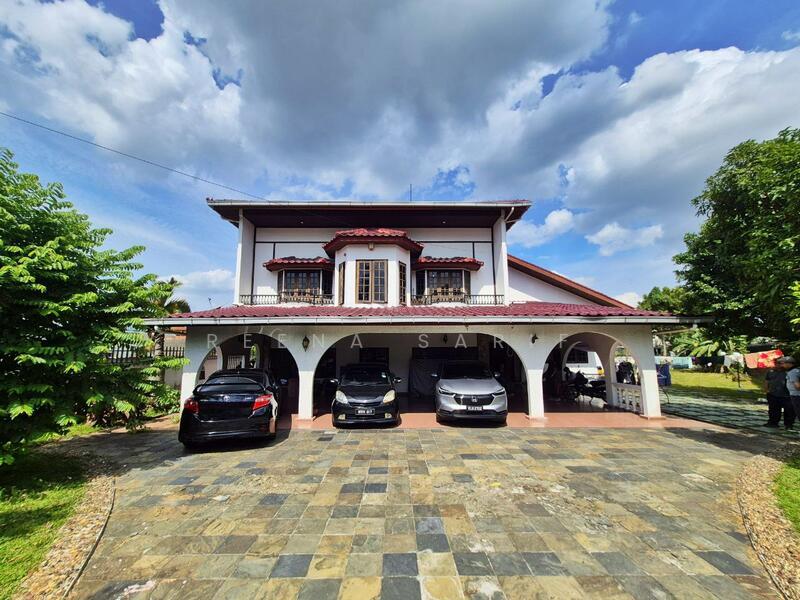 Bungalow Double Storey Seksyen 6 Petaling Jaya - 1