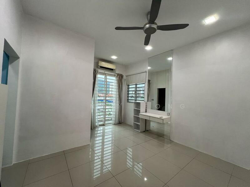 Dua Villa @ One Residence - 5