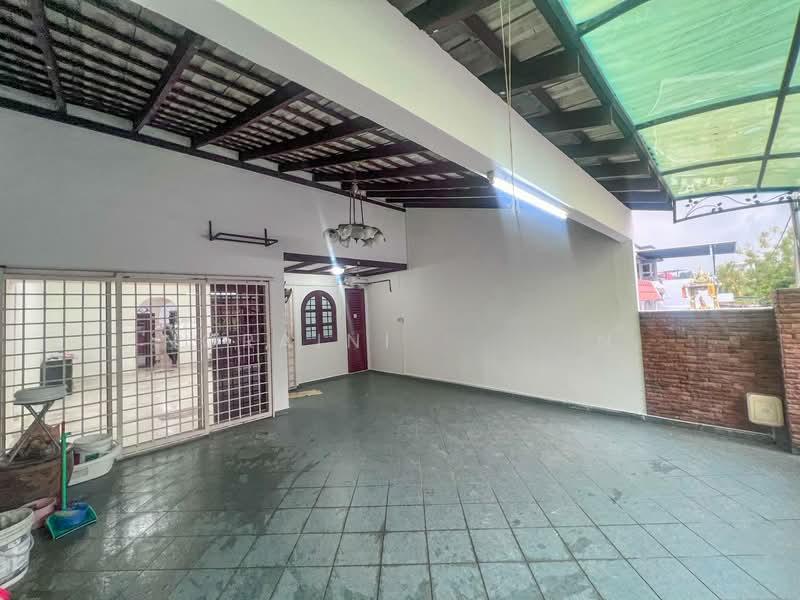 Taman Megah - 3