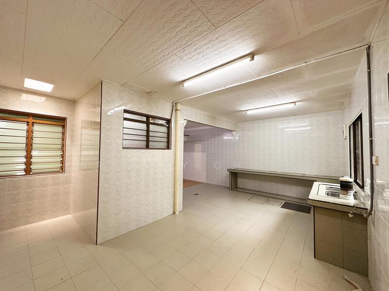 Jeram Renovated 2 Storey Terrace - 2