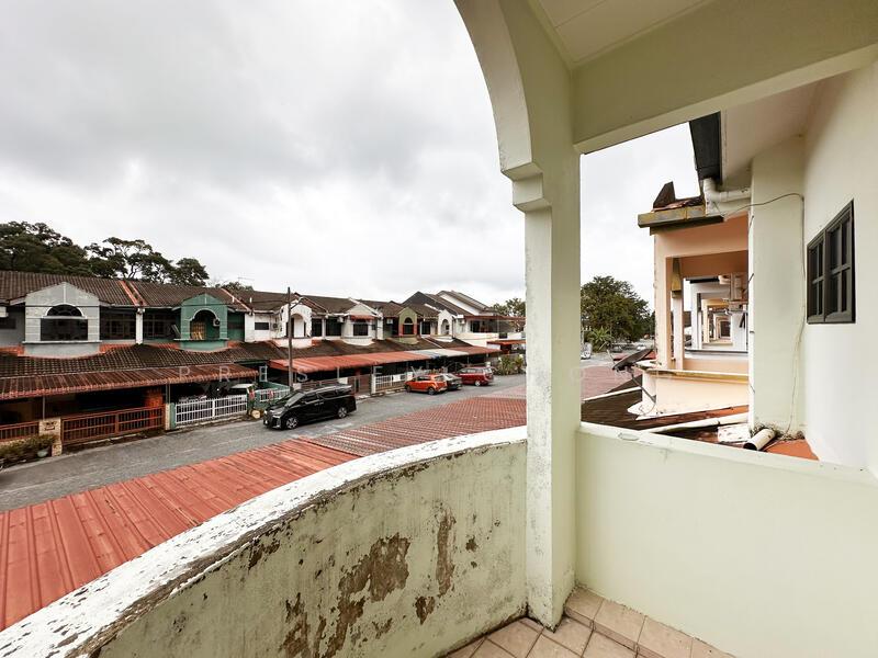 Jeram Renovated 2 Storey Terrace - 3