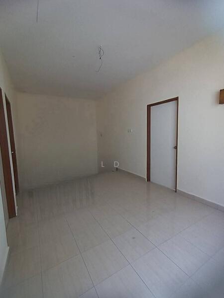 Bercham Double Storey Intermediate Corner House - 4