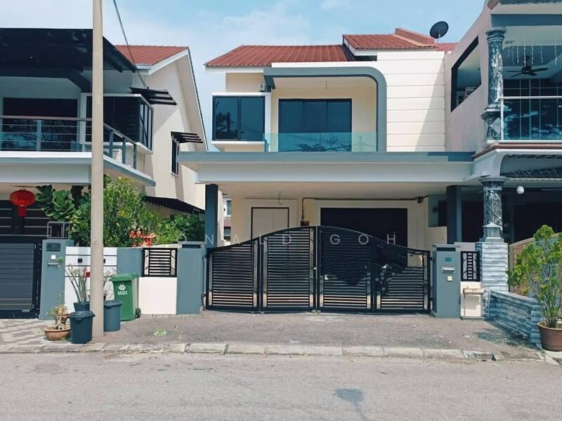 Bercham Double Storey Intermediate Corner House - 5