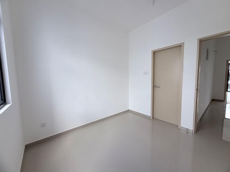 BAE B Bandar Dato Onn - 5