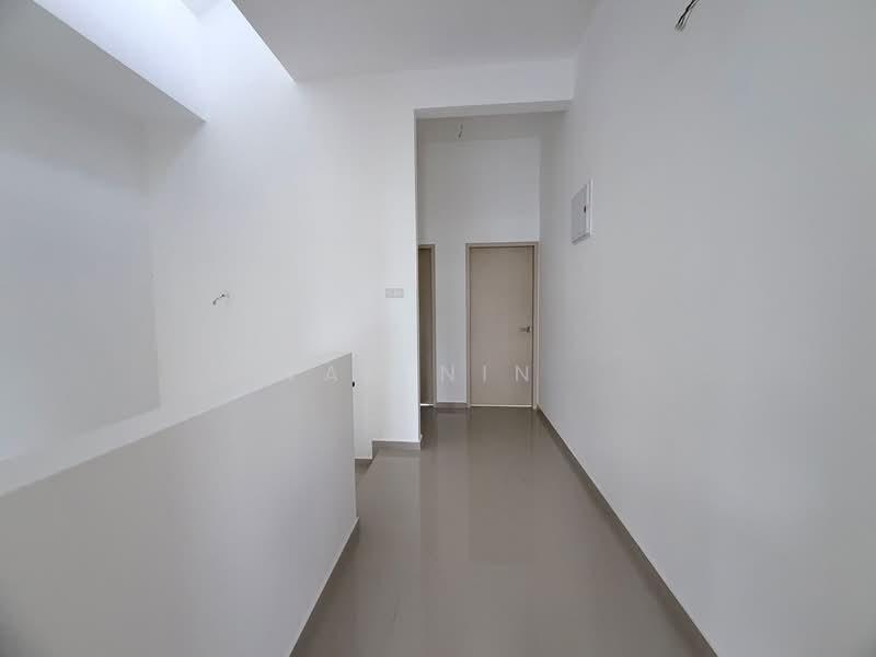 BAE B Bandar Dato Onn - 4