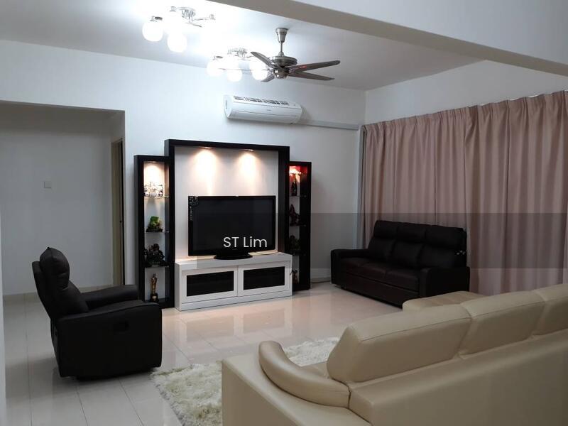 Straits Regency - 3