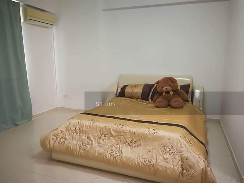Straits Regency - 4