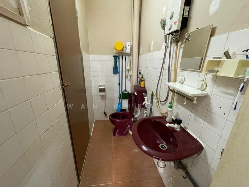 Taman Puchong Intan - 1