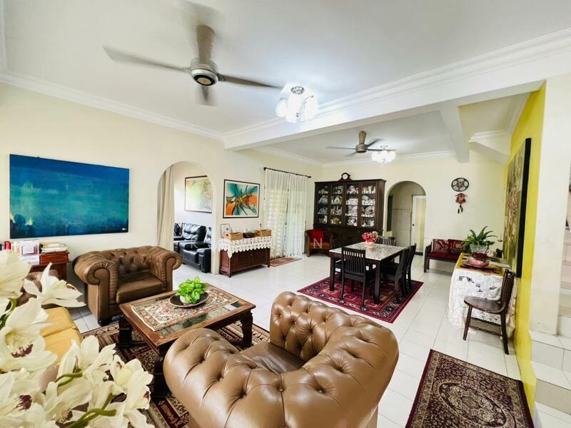 Corner 2 Sty Ivory Ebony Cassis Coral Garland Kota Emerald Bandar Country Homes Rawang - 2