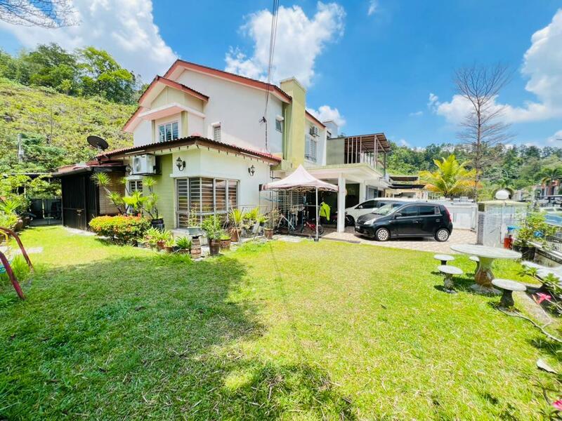 Corner 2 Sty Ivory Ebony Cassis Coral Garland Kota Emerald Bandar Country Homes Rawang - 1