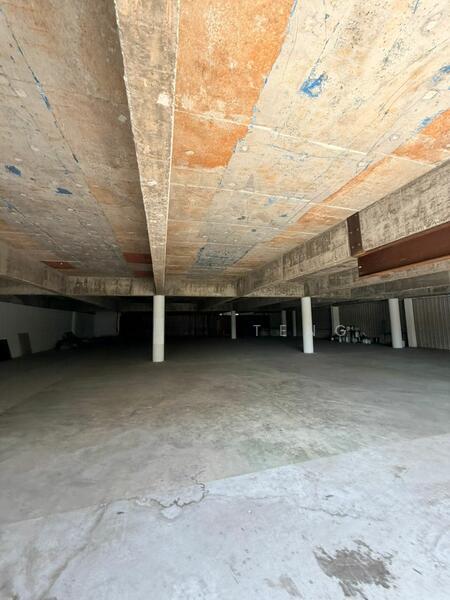 FACTORY SALE 115k BUILD UP WORTH BUY UNIT VIEW TO OFFER - 2