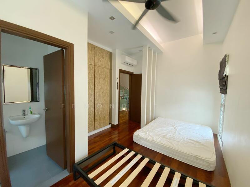 Idaman Hills - 3