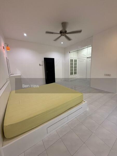 Lorong Sungai Batu - 2