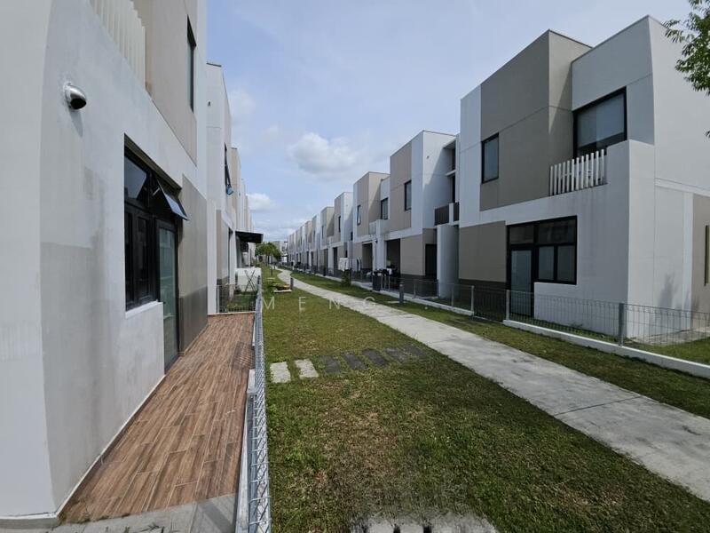 Ehsan Jaya Ehsans Jayas - 3